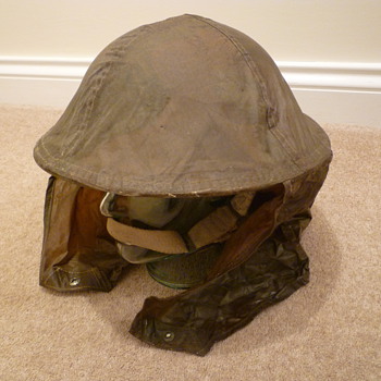 British/Canadian WW11 Anti Gas/Rain cover for steel helmet. - Military and Wartime