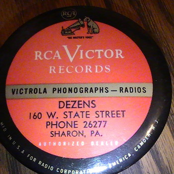 RCA Victor,, record cleaner.