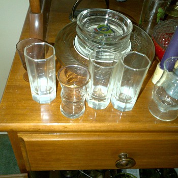More unknowns.... - Glassware