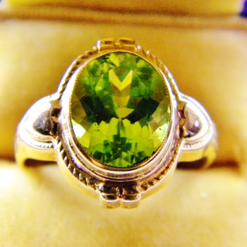 Vintage Deco Ostby & Barton Peridot 10k Rose Gold Ring Mint - Fine Jewelry
