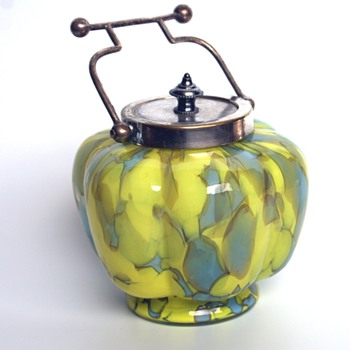 Unusual WELZ? biscuit/trinket jar - Art Glass