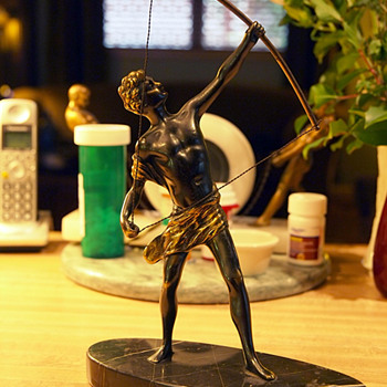 1910-20s French Bronze Male Archer With Marble Base - Art Deco