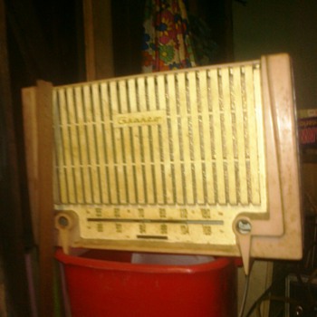 Radio I found in my Grandfather workshop in the basement of the house