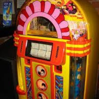 Yellow Submarine Jukebox NEW STILL IN BOX - Music