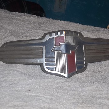 old  chevy emblem