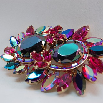 Hollycraft navette rhinestone brooch