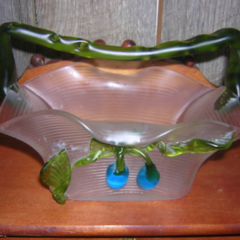 Art Glass Basket - Art Glass