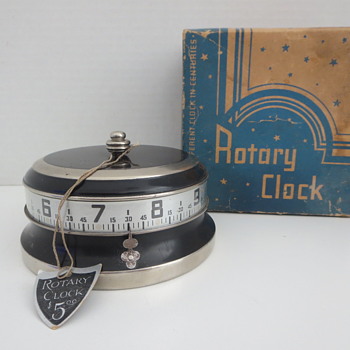 Lux Rotary Clock - Clocks