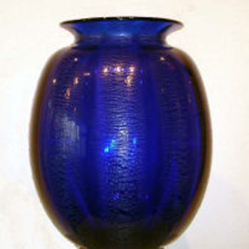 Tincraquelé in dark blue 1930-35 - Art Glass