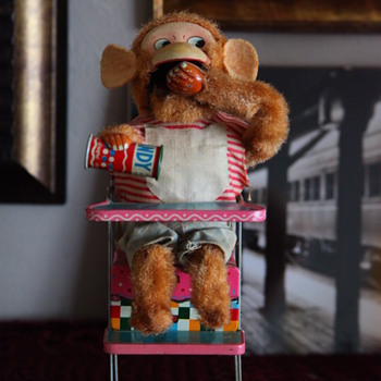 Jolly Bambino candy eating monkey by Alps - Toys