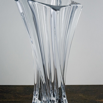 Is it brand new or not? - Art Glass