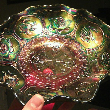 RARE RED DRAGON AND LOTUS BOWL!