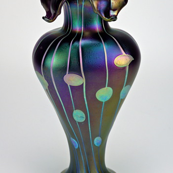 Kralik Streifen und Flecken, circa 1900 - Art Glass
