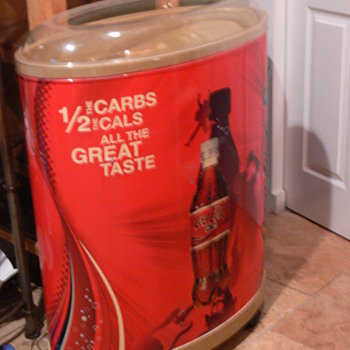 Coca-Cola C2 rolling ice chest