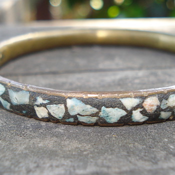  A BRACELET FROM INDIA