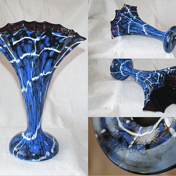 Kralik Crimped Fan Vase 12 1/2"