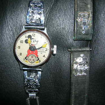 Late 1933-34 Ingersoll Mickey - Wristwatches