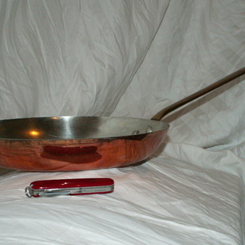 Maviel 1830 Anniversary 3.5mm Copper Saute Pan 10.2 Inch - Kitchen
