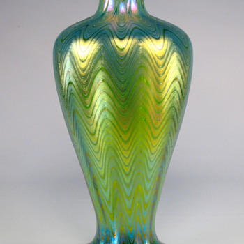 Loetz Phenomen Genre 6893 circa 1899 - Art Glass