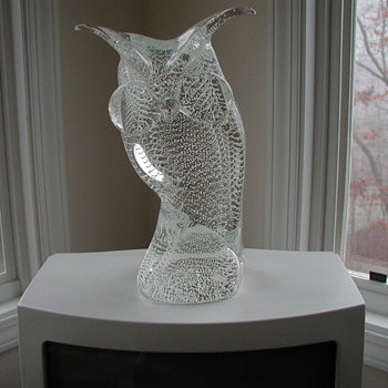 Solid Crystal Bubble Glass Murano Owl