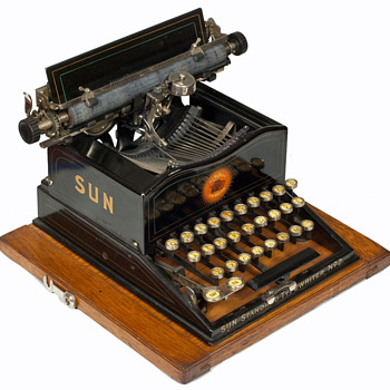 Sun Standard 2 typewriter - 1901 - Office