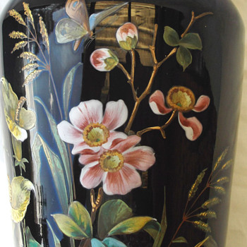 MORE PIX BIG BLACK BEAUTY VASE HARRACH - Art Glass