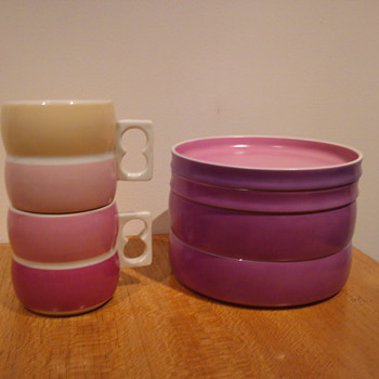 ARZBERG "1000 CHROMATICS" BOWLS 