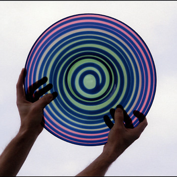 Glass tray/plate by Knut Bergqvist , Strömbergshyttan 1942. - Art Glass
