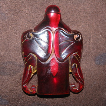 Vintage Snuff Bottle - Animals