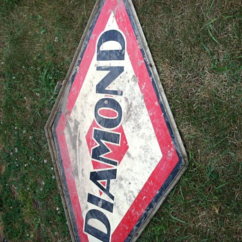 Diamond gas station sign?