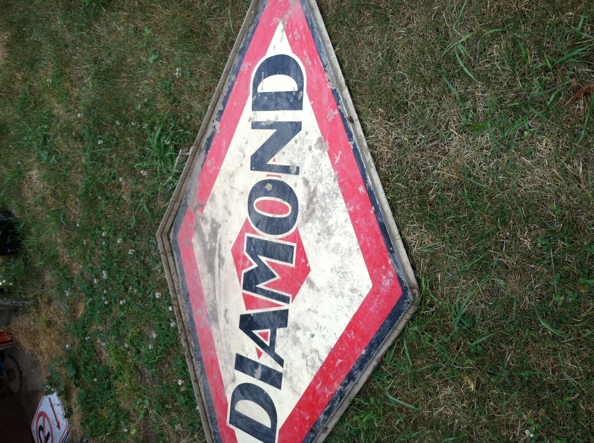 Diamond gas station sign? Collectors Weekly