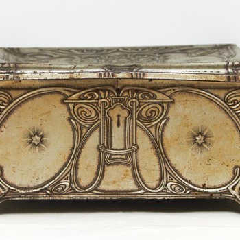 Jugendstil / Art Nouveau Box, Probably Biscuit Tin, Early 20th Cent. - Art Nouveau