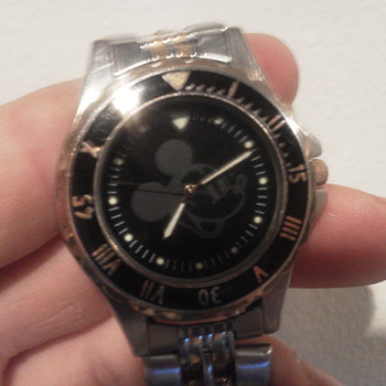 Unidentified Mickey watch
