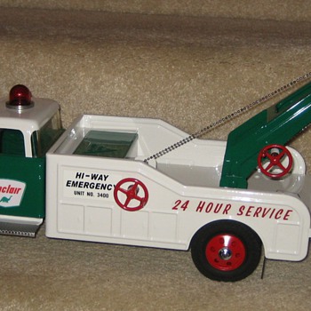 Custom NYLINT Ford F350 Sinclair Heavy-Duty Hi-Way Emergency Wrecker - Model Cars