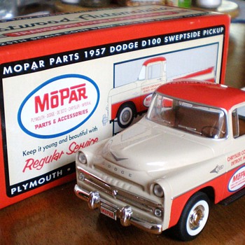 Diecast 1957 Dodge D100 Sweptside Pickup  - Model Cars