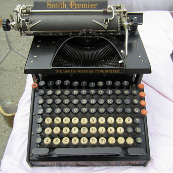 Smith Premiere Typewriter #10 with Octagonal Keys at Alameda