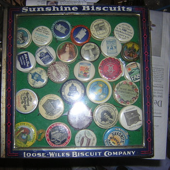 Vintage Celluloid Advertising Tape Measures - Advertising
