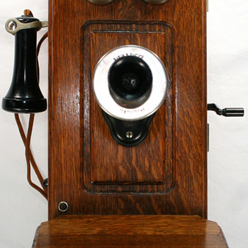 Vintage Oak Kellogg Cathedral Wall Telephone - Telephones