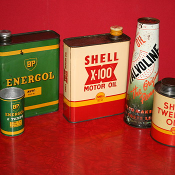 oil cans - Petroliana