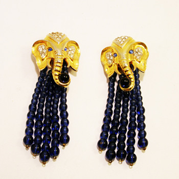 Vintage Elizabeth Taylor for Avon "Elephant Walk" Earrings