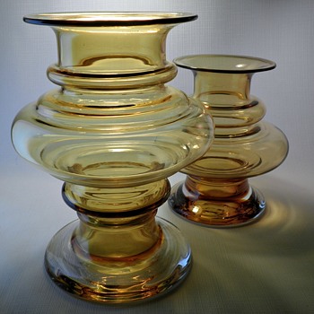 SCANDINAVIAN GLASS VASE circa 1970 - Art Glass