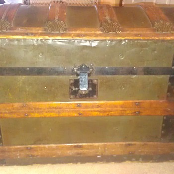 Barrel Top Trunk