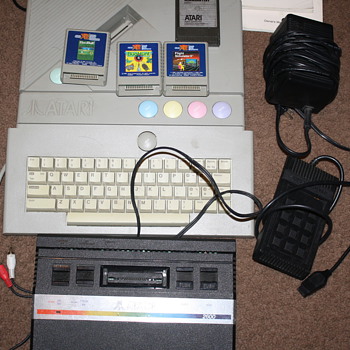 Atari XE 8 bit computer system and game flight simulator, ataristic, fun vintage system to play