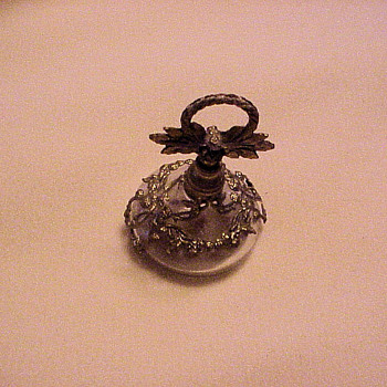 Perfume Holder
