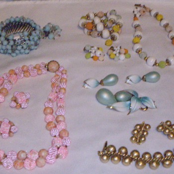 More weekend finds. - Costume Jewelry