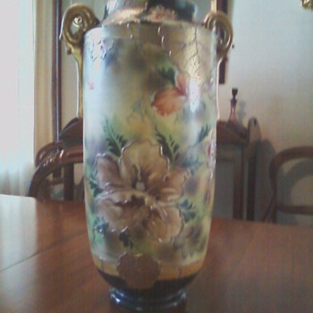 Large decorated vase - Art Pottery