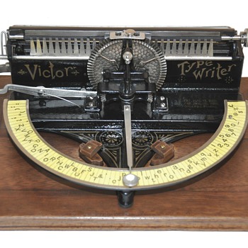 VICTOR INDEX TYPEWRITER Circa 1891