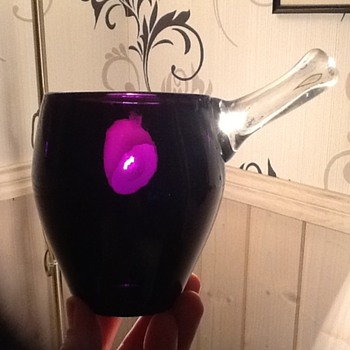 Dark purple mug - Art Glass