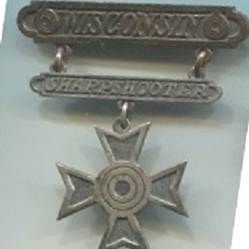 The Value Of An Eye - Medals Pins and Badges