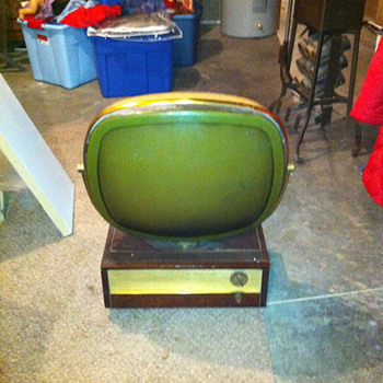 Ealry 50's Philco Predicta TV